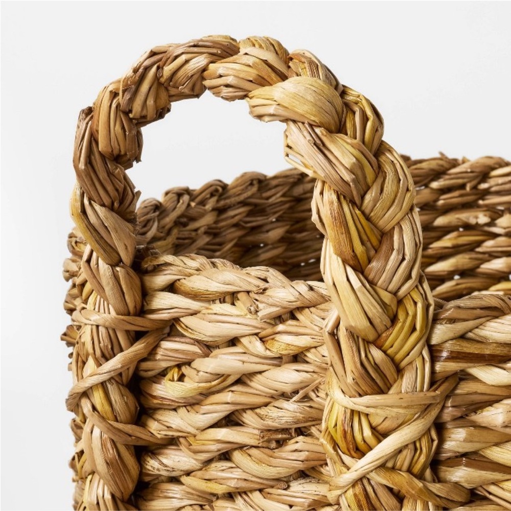 Large Chunky Weave Basket
Threshold designed with Studio McGee - Picture 3 of 8